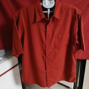 Susquehanna Trail Outfitters XL Button Short Sleeve Red Plaid Polyester Shirt